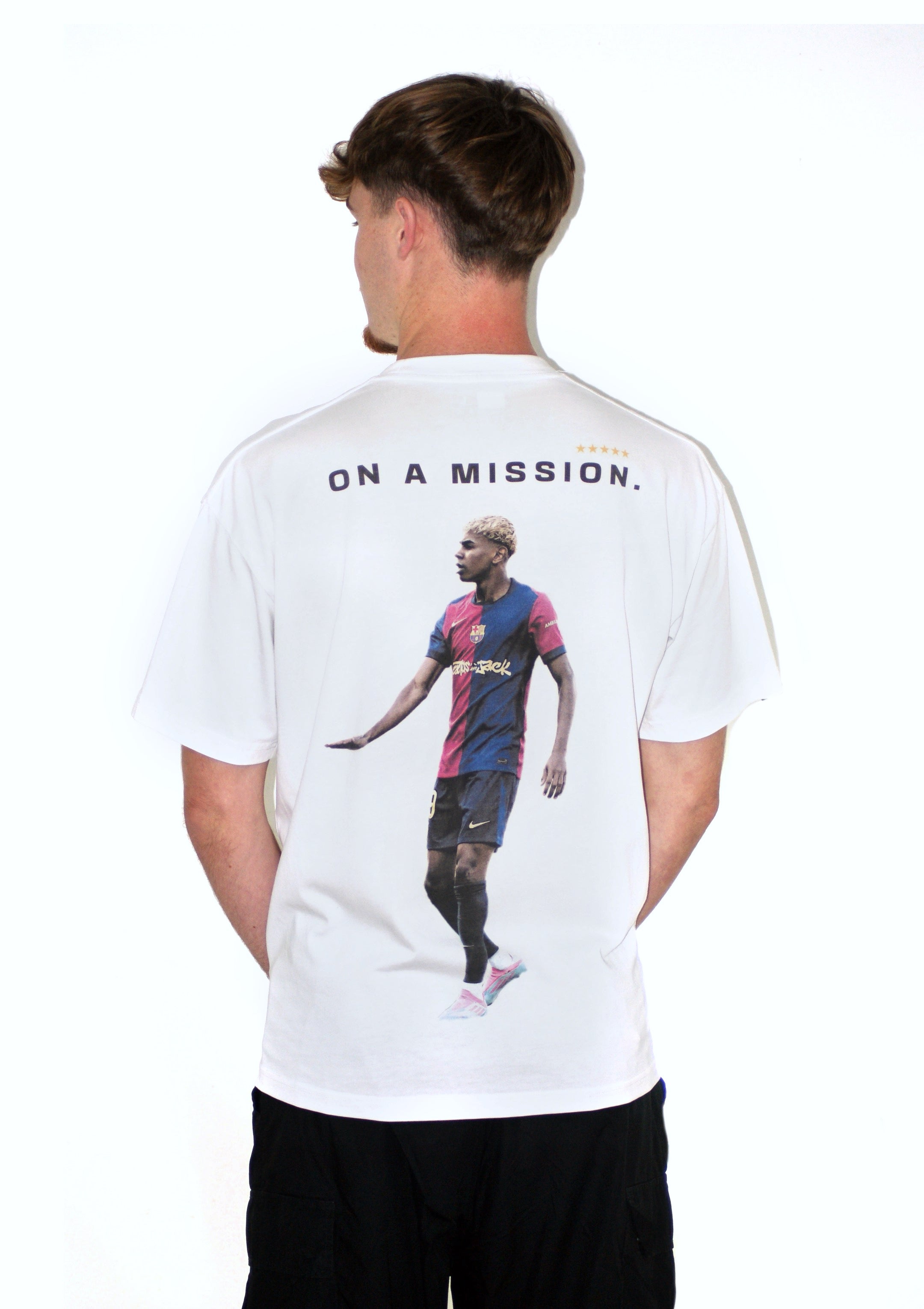 Detalle editorial de camiseta Lamine Yamal
